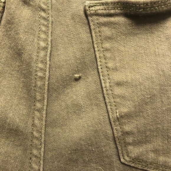 Universal Thread Juniors Destroyed Skinny Jeans - Picture 6 of 8